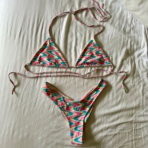 Frankie's Bikinis Set